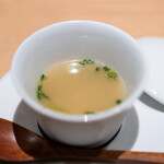 Yakiuoishikawa Roppongi Rinkarou - とらふぐと金目鯛のスープ