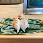 すし一 - 料理写真:足赤海老と鯛