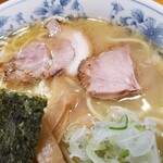 中華そば なりたや - 中華そば＋塩スープ