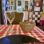 Cantine Barbaroux - Coperto が少し残った