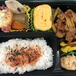 Kurattei - 日替わり弁当￥５８０（焼鳥）