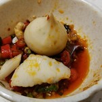 海底撈火鍋 - 魚卵入り肉団子、イズミ鯛