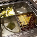海底撈火鍋 - 昆布スース×2、麻辣スープ、高菜スープ