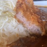 定食 吉田屋 - カツのアップ