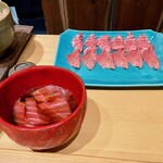 鮨処 池上 - 赤身のづけと背トロ