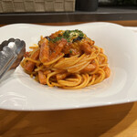 ななくさ食堂 - ベーコンとナスとモッツァレラのトマトソースパスタ