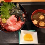 紀州勝浦 日の出丸 - 令和4年5月
            上まぐろ丼 1900円