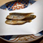 温石 - 小さいくせに、ふんわりとほろ苦く、稚鮎に負けずとも劣らぬお宝感。美味しい＼(^o^)／