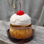 バトー - プリン生クリームのせ