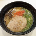 かっぱ寿司 - 博多だるま監修 博多とんこつラーメン 495円