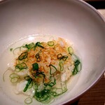 温石 - お焦げの部分を探して、超絶美味な出汁茶漬け。