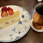 椿屋珈琲 - ショートケーキとアイスコーヒー