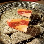 炭火焼肉 狸小路やまごや - 牛カルビ