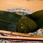 銀座 しのはら - 蓬の葛饅頭
