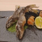 Sushi Tayama - 稚鮎と桜海老の磯辺揚げ。稚鮎とても美味しかったです