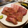 焼肉 六甲園