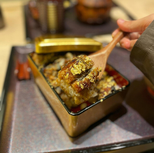 コスパ最強の7777円の鰻重を堪能！』by 石川瞬間 : 炭焼ひつまぶし鰻