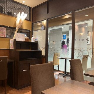 ポールショップカフェ_2