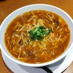 China Table 花木蘭 - 『タラバガニ肉入りフカヒレ麺』