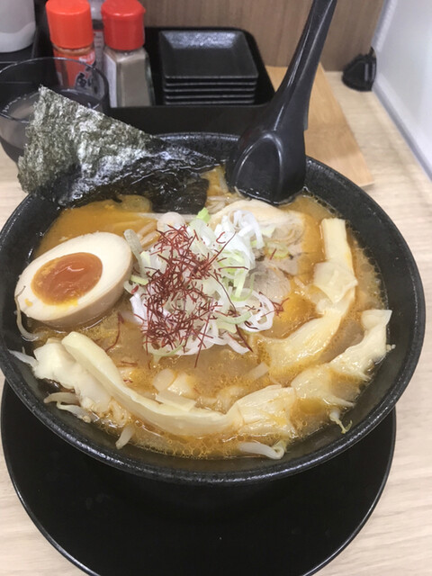 麺家しろう白銀 八戸のラーメン店 | 濃厚スープが評判