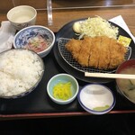 やまどん - 三元豚となかおち定食