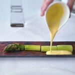 シグネチャー - ソースを目の前で…