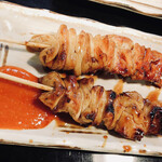 鳥屋敷 - しろ（辛味噌につけて）