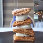 シグネチャー - シンプルですが、満足できるデザートでした。