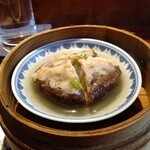 中國菜 奈良町 枸杞 - しいたけのエビ詰め