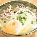 komukomubetonamu - 牛肉団子、卵入りスペシャルフォー