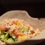 PIZZERIA & BAR NOHGA - 春キャベツとサーモンのサラダ