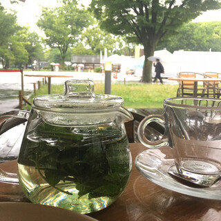 上野の森PARK SIDE CAFE_1