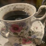 Kafe Anjerina - コーヒーカップおしゃれ