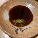 tonkatsusemmontengambaritei - わさび醤油でトンカツを食す