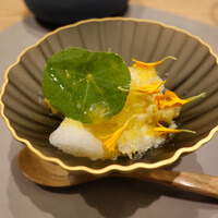 TROIS VISAGES - ホワイトアスパラガスのサラダ　