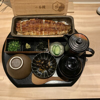 うなぎ四代目菊川 東京駅黒塀横丁店 - 一本ひつまぶし　¥5,180