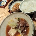 いな村 - 牛すき焼き豆腐