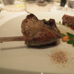 レフェルヴェソンス - クラシックの意義～宮城県牡鹿半島からきた尾長鴨の炭焼きロースト 愛媛清五郎農園のブラッドオレンジ、ジロール茸、姫大根、はこべら2