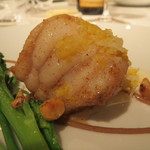 レフェルヴェソンス - 冬の香り～アンコウのノワゼット焼き、オッソーイラティー＆アンチョビオイルエミュルション、茎ブロッコリー、仏手柑(ブッシュカン)2