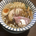 麺割烹 亀壱 - 潮らーめん　900円