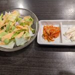 Ushino Kuramoto Uehara - サラダと小鉢