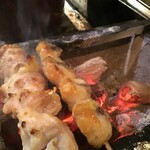 Saketo Tsumami Fuchuu Furatto - 炭火焼き鶏