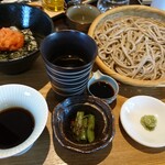 Kaoru Tsukesoba Sobana - 蕎麦と鮭中落丼