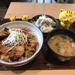 豚郎 - 三河豚極上ロース丼定食並　1,300円(税込)