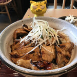 豚郎 - 三河豚極上ロース丼