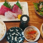 逗子キッチン - お刺身定食(1200円)