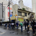 Ramen Jirou - 開店時の行列