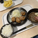 Karaage Karasuke - 手羽先味定食 790円（ + 鴨そばセットに変更 350円）