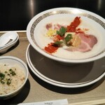 鯛白湯らーめん ○de▽ - 