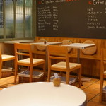 ビスキュイ - 2013.2 カフェコーナーの座席